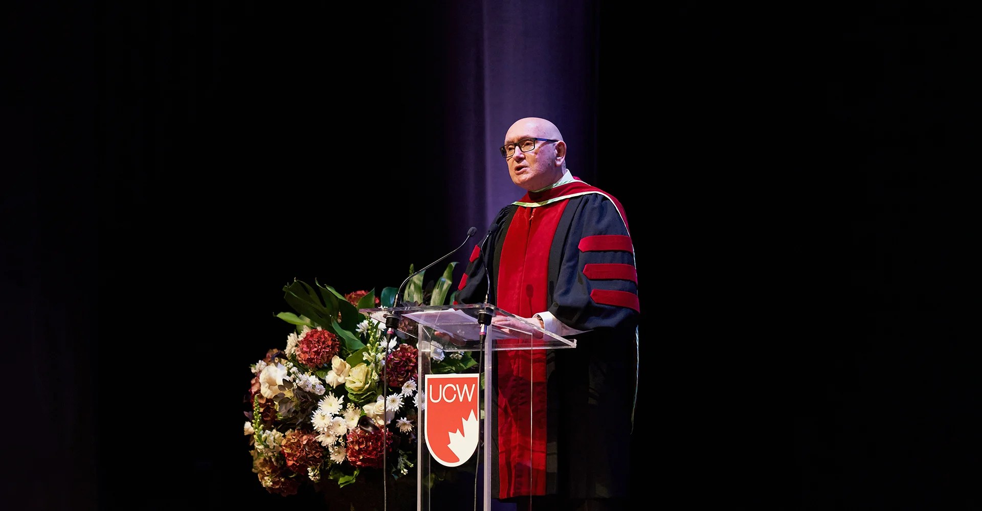 Eli Sopow winning the Teaching and Learning Excellence Award in 2022