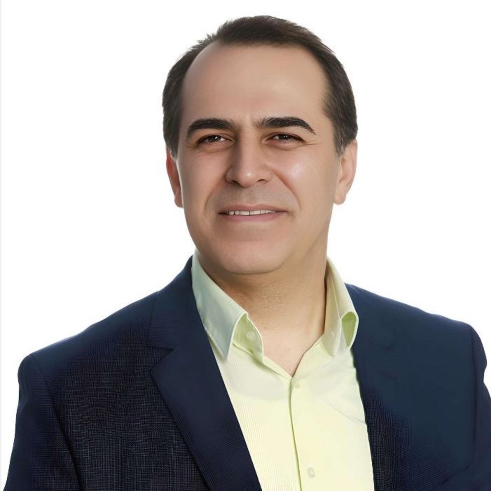 Dr. Daniel Oskooei