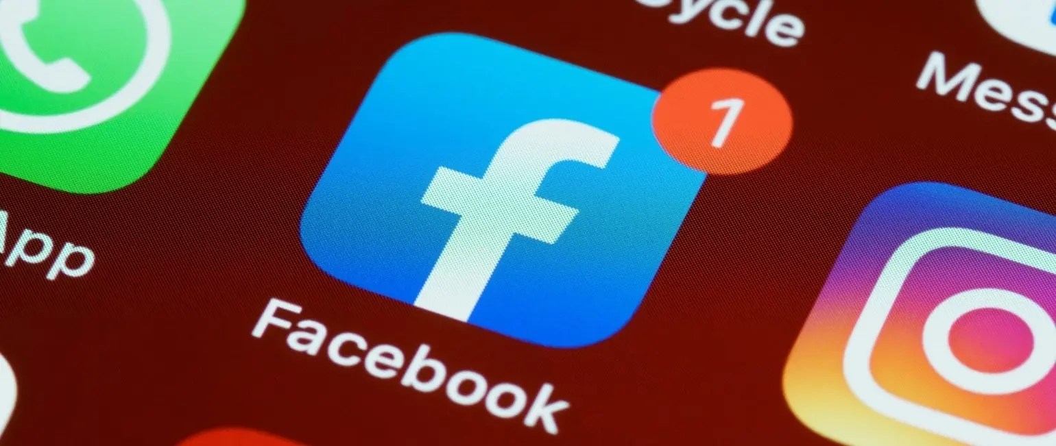 ucw-social-media-facebook-app